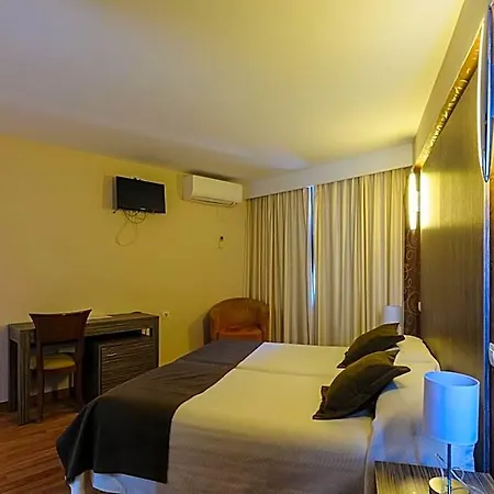 Costamar Hotell 2*